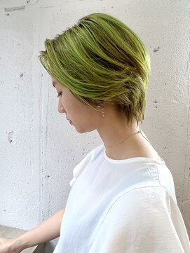 ヘアーワークス ヘルム 渋谷店(HAIR WORKS HELM) 【HELM渋谷】イエローグリーン