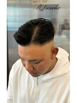 ブロンシュ(Blanche) 七三分けスキンフェード