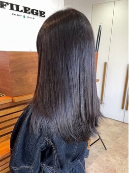 フィレッジ エンジョイ ヘアー(FILEGE ENJOY HAIR)の写真/お客様の髪の毛の状態に合わせて1人ひとりに合った薬剤を選定♪年齢による髪のお悩みも髪質改善♪