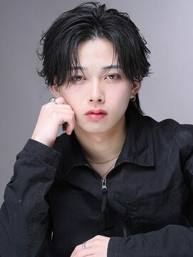 リップス 原宿(LIPPS) ツーブロックフェザーショート