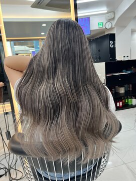 ラピス 渋谷本店(Lapis) バレイヤージュ/外国人風/ハイライト/ハイトーン/髪質改善