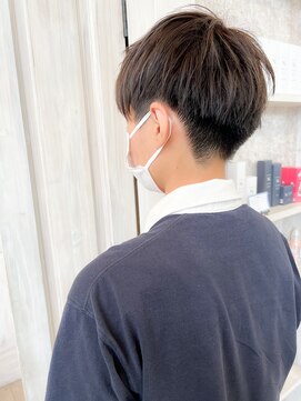 キャアリー(Caary) 福山Caary20代30代40代50代60代ショートヘア小顔補正立体カット