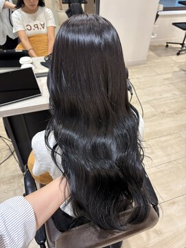 ユーフォリア 銀座本店(Euphoria) 透明感ブルーブラック 暗髪 就活 髪質改善