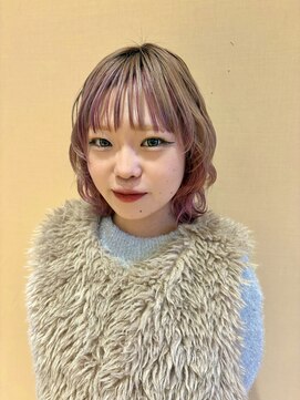 サラ ビューティ サイト 春日(SARA Beauty sight) 『インナーデザインカラー』ピンク×ベージュ/ブリーチWカラー