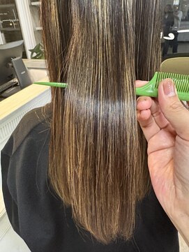 チャプター 那覇店(chapter) ブリーチ毛にストレート