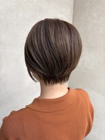 インフィニティー infinity HAIR SPACE BLOOM&nbsp;くびれショート × 透明感ベージュ