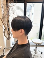アシャ(A.s.h.a)&nbsp;ぱつっとセンターパート