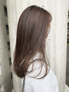 リバレッジ 広尾(Leverage) 細めハイライトアッシュベージュ