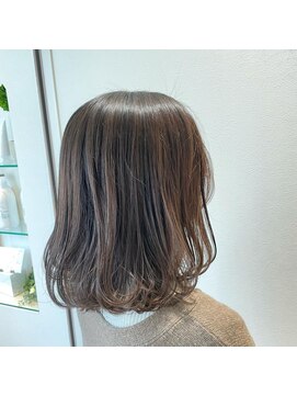 キングスベリー(Hair Relaxation King's Berry) ボブレイヤー×鎖骨ミディアム×ダークアッシュ