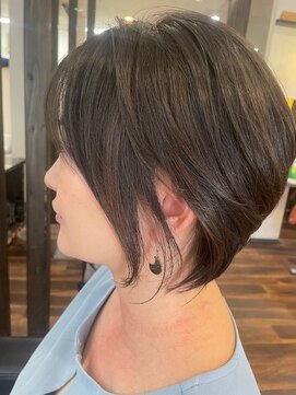 ヘアープロポーザー ラグ(hair proposer Leggu) 大人ショートレイヤー