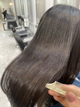 エスカーラ 表参道(THE ESCALA) @aidaman321/ショコラベージュ/ボブルフ/カール/ベービーバング