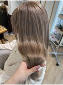 白髪ぼかし　ラベンダーアッシュベージュ