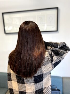 フツーロ 栄(FUTURO) 艶エクステ