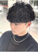波巻きスパイラルパーマツーブロックツイストパーマメンズヘア