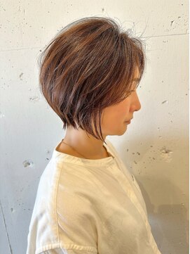 クマ(kuma.) short bob