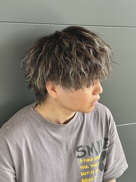 ニアウ 伊勢崎連取店(Niau) 波巻きスパイラルパーマツイストスパイラルパーマシャドウパーマ