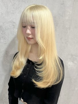 ラベル 渋谷(LAVEL) 抜きっぱなしホワイトブロンドハイトーンベージュレイヤーカット