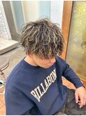 波巻きパーマ×メッシュハイライト