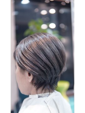 【白髪染め】 グレイカラー（白髪染）のヌードカラーショート93