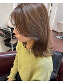 顔周りレイヤーくびれ風スタイル