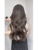 ムク 新宿(muc)&nbsp;オリーブベージュ×レイヤーカット