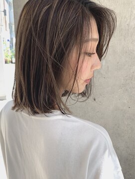 NYNY Mothers MOMO テラス六地蔵店 切りっぱなしボブにハイライトを