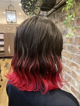 エミュー ラ ピエス(emu la piece) ピンクグラデーションカラー/ダブルカラー/バイカラー/うる艶髪