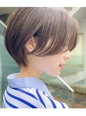 暖色カラー×束感ショート×小顔矯正立体カット