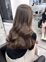 ミラ(MIRA)&nbsp;大槻勇樹/大阪美容室/梅田美容室/ミルクグレージュ