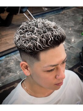 トライブ(TRIBE) ホワイトスパイラル