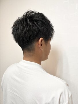 ヘアートルウィ(HAIR Tleu'i) アップバング/ソフトツイスト