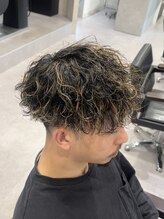 ステアーズ(Stairs)&nbsp;波巻きパーマ×メッシュ