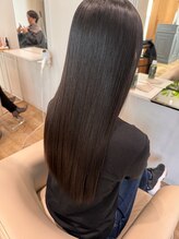 髪の毛のクセが強くてももちろん大丈夫です！