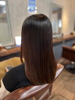 スローネ(THRONE)&nbsp;髪質改善酸性ストレートで艶髪／20代30代40代／新宿