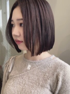 バイオレット ナゴヤ(Violet Nagoya) ぱっつんボブ ミニボブ 顎ラインボブ ワンカールヘア♪