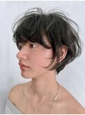 アレンジ自在・表情が変わるボーダレスマッシュショート