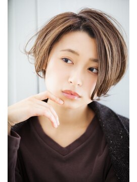 リル 8F 銀座(Rire) 【Rire-リル銀座-】くせ毛風☆王道シルエットショートボブ