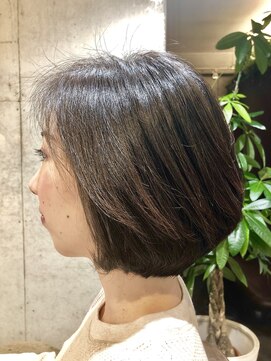 アトリエ クロエ 【アトリエクロエ 芦屋】  艶髪  上品 ヘビー グラデーション