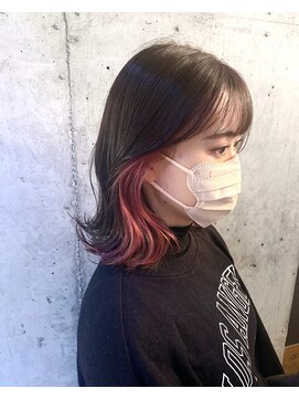 エース (ACE) ACE 横浜　イヤリングカラーピンク×くびれヘア