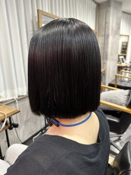 トゥーミー(to mee) ツヤ感抜群☆縮毛矯正♪【小松】