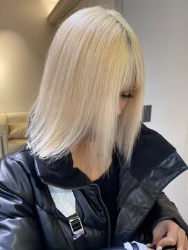 ベレーザ 渋谷(BELEZA) 5745ニュアンスカラー艶髪ハイトーンシルキーベージュオンブレ