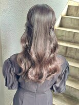 イズ(is)&nbsp;ハーフツインやハーフアップ