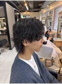 波巻きパーマ　ウルフパーマ　センターパートウルフ　縦落ち