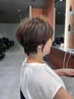 カルマ(KARMA)&nbsp;白髪ぼかしハイライトショート☆