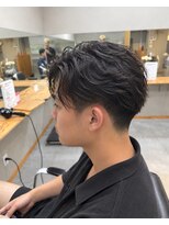 ノーマ(no-ma)&nbsp;【センターパート】直毛・毛流れが出にくい方に
