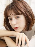 シースルーバングでおしゃれボブ