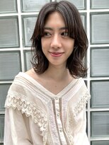 カミナ(KAMINA)&nbsp;外ハネミディアムボブ。