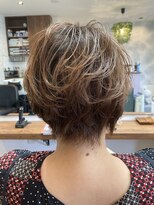 サロンパルヨン ヘアーアンドネイル(SALON paljon Hair&Nail) レディース２ブロックショート