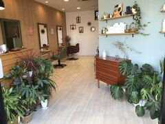 Hair Room LANKA【ヘアルームランカ】