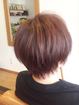 ヘアーソラキ(hair Soraki)の写真/市内でもたった数軒のみ取扱の【髪質改善カラー】は、髪を傷ませないから続けることで本来の美髪に。